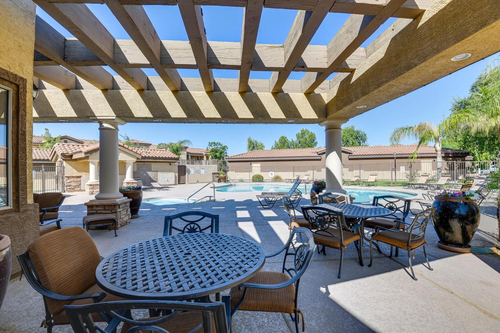 Mesa Condo With Private Patio And Grill Pool Access! Buitenkant foto